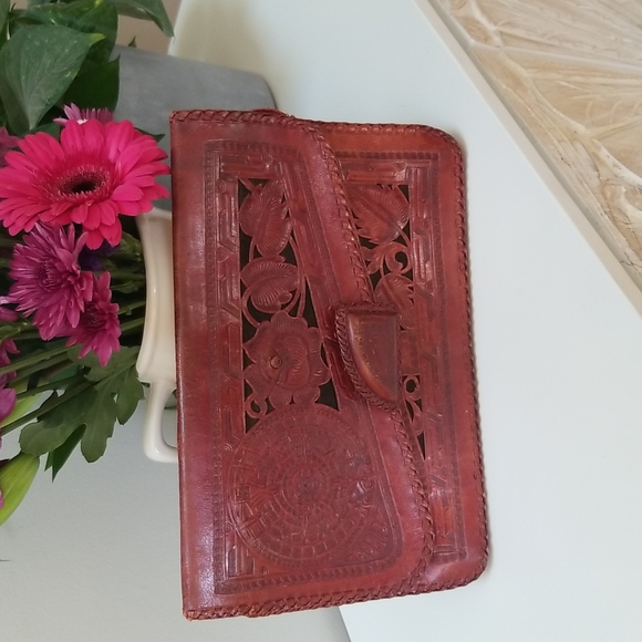 Vintage brown leather clutch - Picture 1 of 5